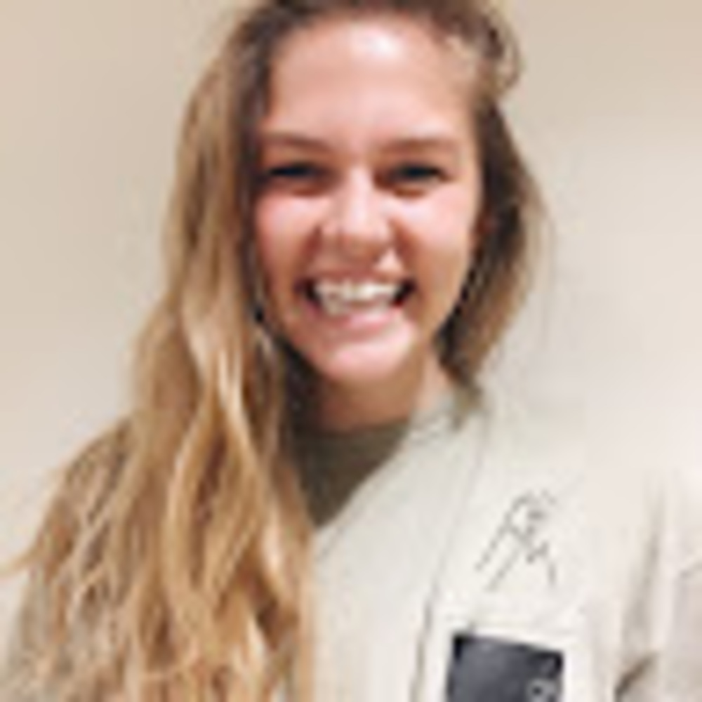 Meet your Posher, Dana